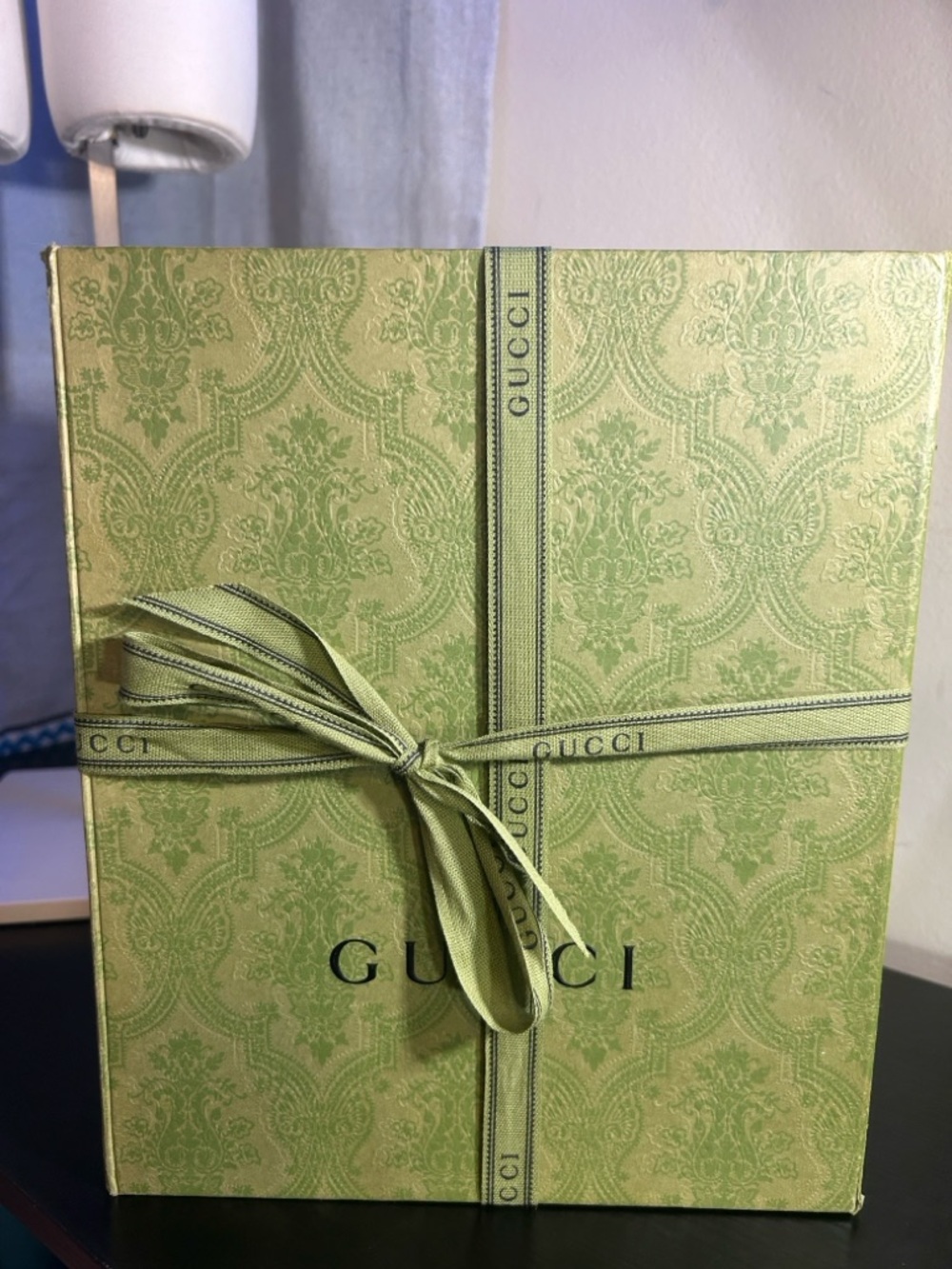 Gucci Women's Suede Taupe / Gray Suede Round-Toe Pumps w Gucci Box/Ribbon&Tissue - Picture 10 of 10